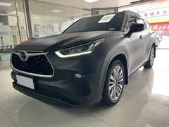 2023 Toyota Highlander 2.5L Hybrid 4WD Premium 7-seat, чёрный — фото 1