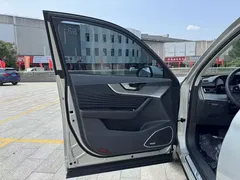 2023 Hongqi HS5 2.0T Pro — фото 10