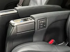 2021 Toyota Vellfire 2.5L HV, белый — фото 16