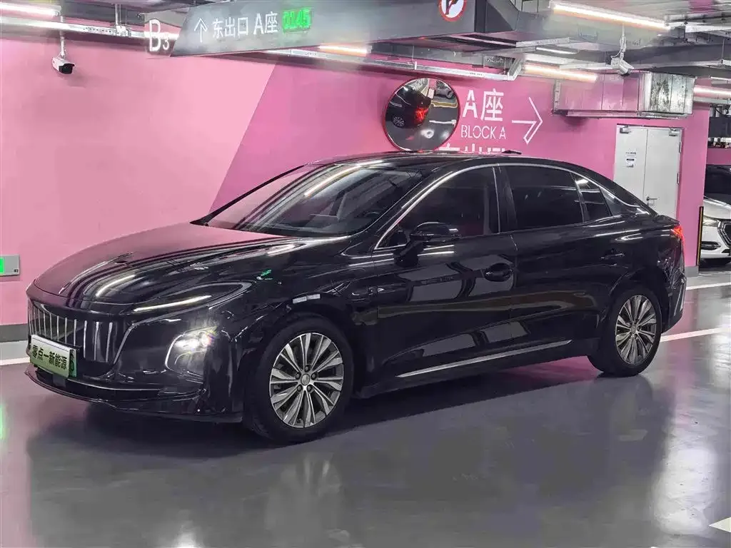 2022 Hongqi E-QM5 EV 431km