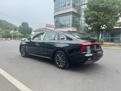 2026 Hongqi H5 1.5T DCT Pro, чёрный — фото 7