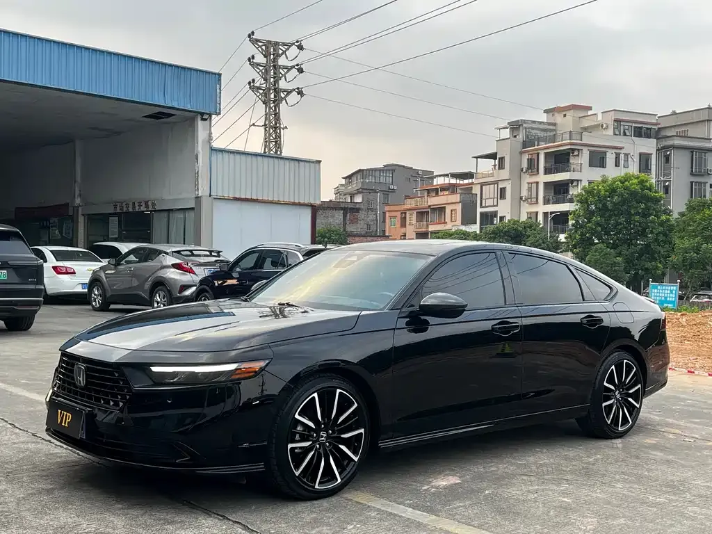 2023 Honda Accord 260TURBO Flagship