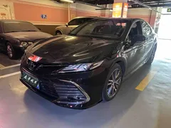 2021 Toyota Camry 2.5G, чёрный — фото 1