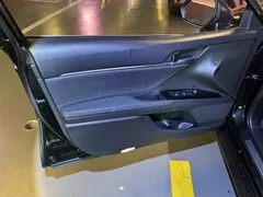 2021 Toyota Camry 2.5G, чёрный — фото 4