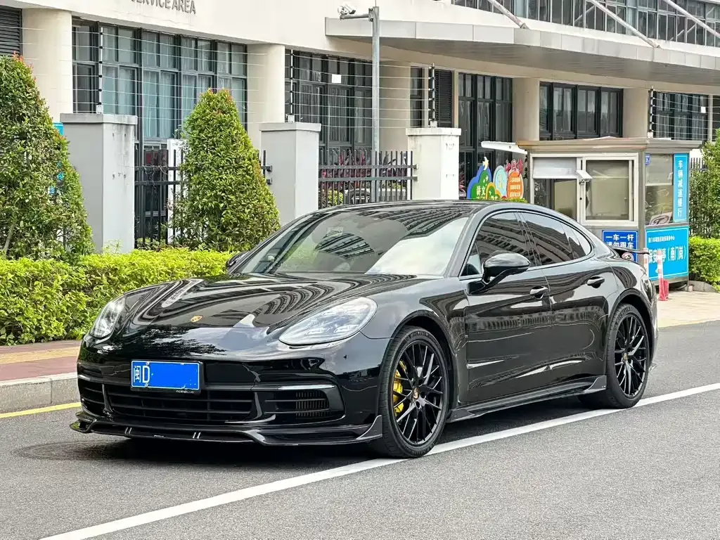 2020 Porsche Panamera 10th Anniversary 2.9T
