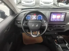 2023 Hongqi E-QM5 Basic Mobility, чёрный — фото 11