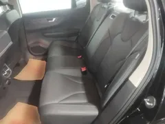2023 Hongqi E-QM5 Basic Mobility, чёрный — фото 17