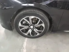 2023 Hongqi E-QM5 Basic Mobility, чёрный — фото 23