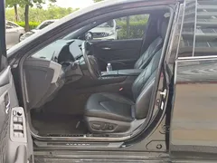 2022 Toyota Avalon 2.5L XLE, чёрный — фото 5