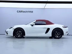 2022 Porsche 718 Boxster 2.0T, белый — фото 10