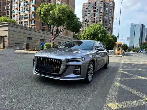 2023 Hongqi H5 2.0T