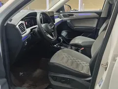 2023 Volkswagen Tayron 380TSI 4WD R-Line, белый — фото 4