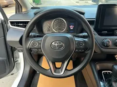 2019 Toyota Corolla 1.2T S-CVT GL, белый — фото 9