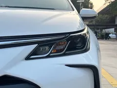 2019 Toyota Corolla 1.2T S-CVT GL, белый — фото 11