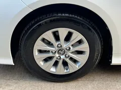 2019 Toyota Corolla 1.2T S-CVT GL, белый — фото 12