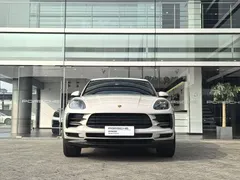 2021 Porsche Macan 2.0T — фото 2