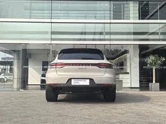 2021 Porsche Macan 2.0T — фото 7