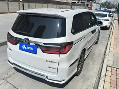 2024 Honda Elysion 2.0L e:HEV, белый — фото 3