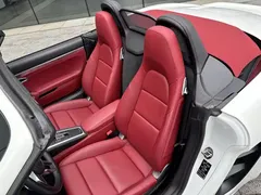 2022 Porsche 718 Boxster 2.0T, белый — фото 15