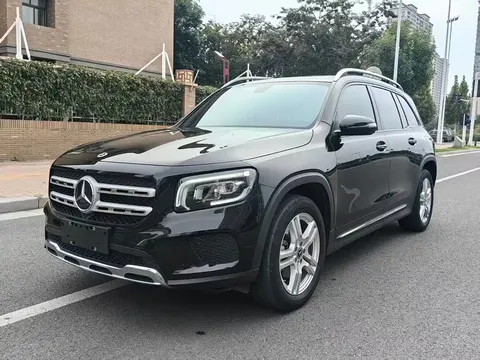 2024 Mercedes-Benz GLB 200