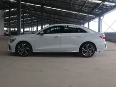 2022 Audi A3L Limousine 35 TFSI Luxury Sport, белый — фото 4