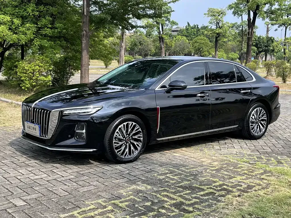 2025 Hongqi H5 2.0T