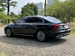 2025 Hongqi H5 2.0T, чёрный — фото 4