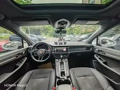 2021 Porsche Macan 2.0T — фото 8