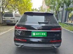 2023 Audi Q7 55 TFSI quattro S line, чёрный — фото 6