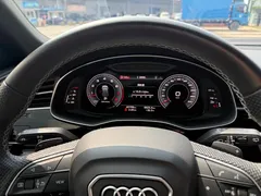 2021 Audi Q8 55 TFSI, чёрный — фото 12