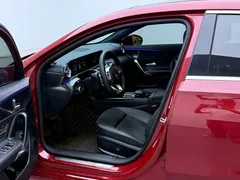 2021 Mercedes-Benz A-Class A 200 L — фото 14