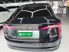 2023 Hongqi E-QM5 Basic Mobility, чёрный — фото 6