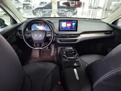 2023 Hongqi E-QM5 Basic Mobility, чёрный — фото 10