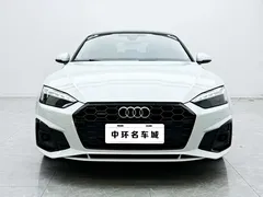 2022 Audi A5 Sportback 40 TFSI quattro Luxury Sport, белый — фото 4