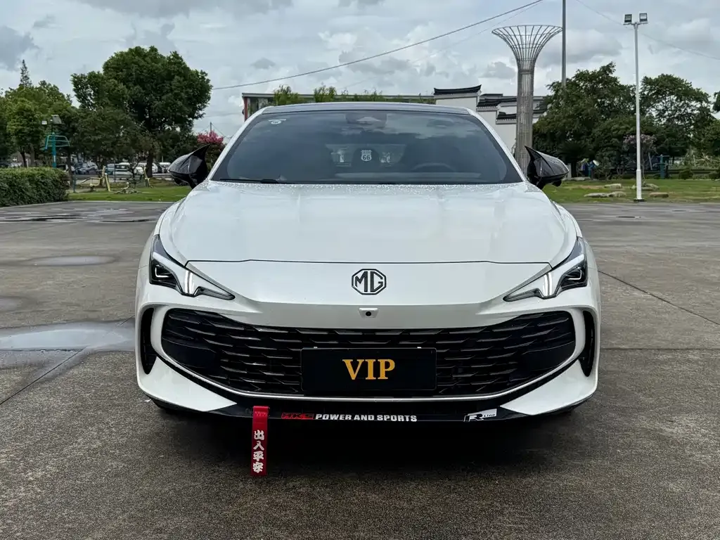 2026 MG MG7 1.5T 300 DCT