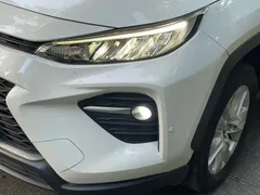 2022 Toyota Wildlander 2.0L CVT 2WD, белый — фото 2