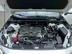 2022 Toyota RAV4 Hybrid 2.5L E-CVT 2WD Elite, белый — фото 13