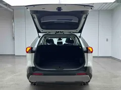 2022 Toyota RAV4 Hybrid 2.5L E-CVT 2WD Elite, белый — фото 16