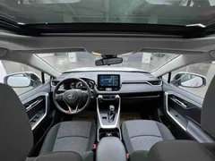 2022 Toyota RAV4 Hybrid 2.5L E-CVT 2WD Elite, белый — фото 27