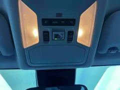 2022 Toyota RAV4 Hybrid 2.5L E-CVT 2WD Elite, белый — фото 28