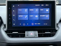 2022 Toyota RAV4 Hybrid 2.5L E-CVT 2WD Elite, белый — фото 33