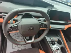 2023 Changan UNI-V 1.5T Premium — фото 9