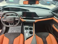 2023 Changan UNI-V 1.5T Premium — фото 11