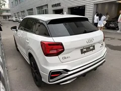 2022 Audi Q2L 35 TFSI, белый — фото 3