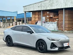 2022 Changan UNI-V 1.5T Premium — фото 3
