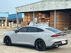 2022 Changan UNI-V 1.5T Premium — фото 7