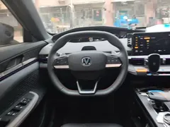 2022 Changan UNI-V 1.5T — фото 7