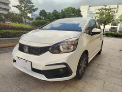 2021 Honda Fit 1.5L CVT, белый — фото 2