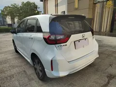 2021 Honda Fit 1.5L CVT, белый — фото 3