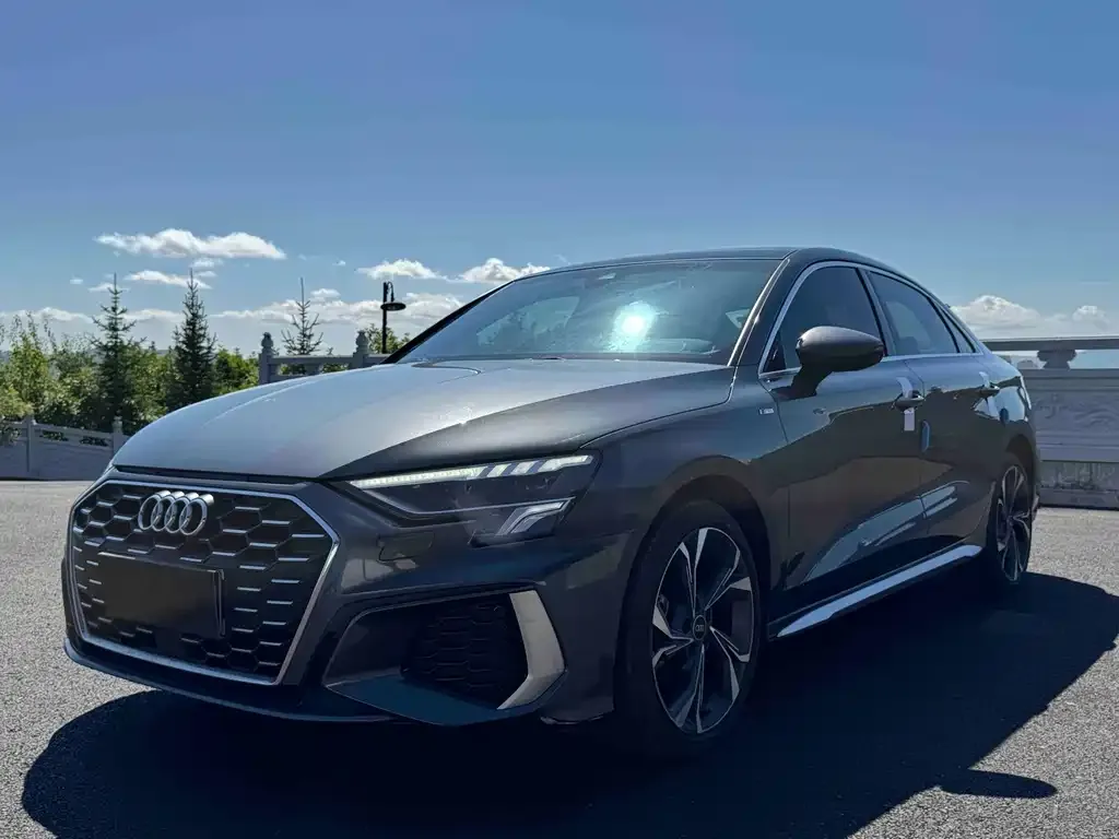 2023 Audi A3L Limousine 35 TFSI Luxury Sport